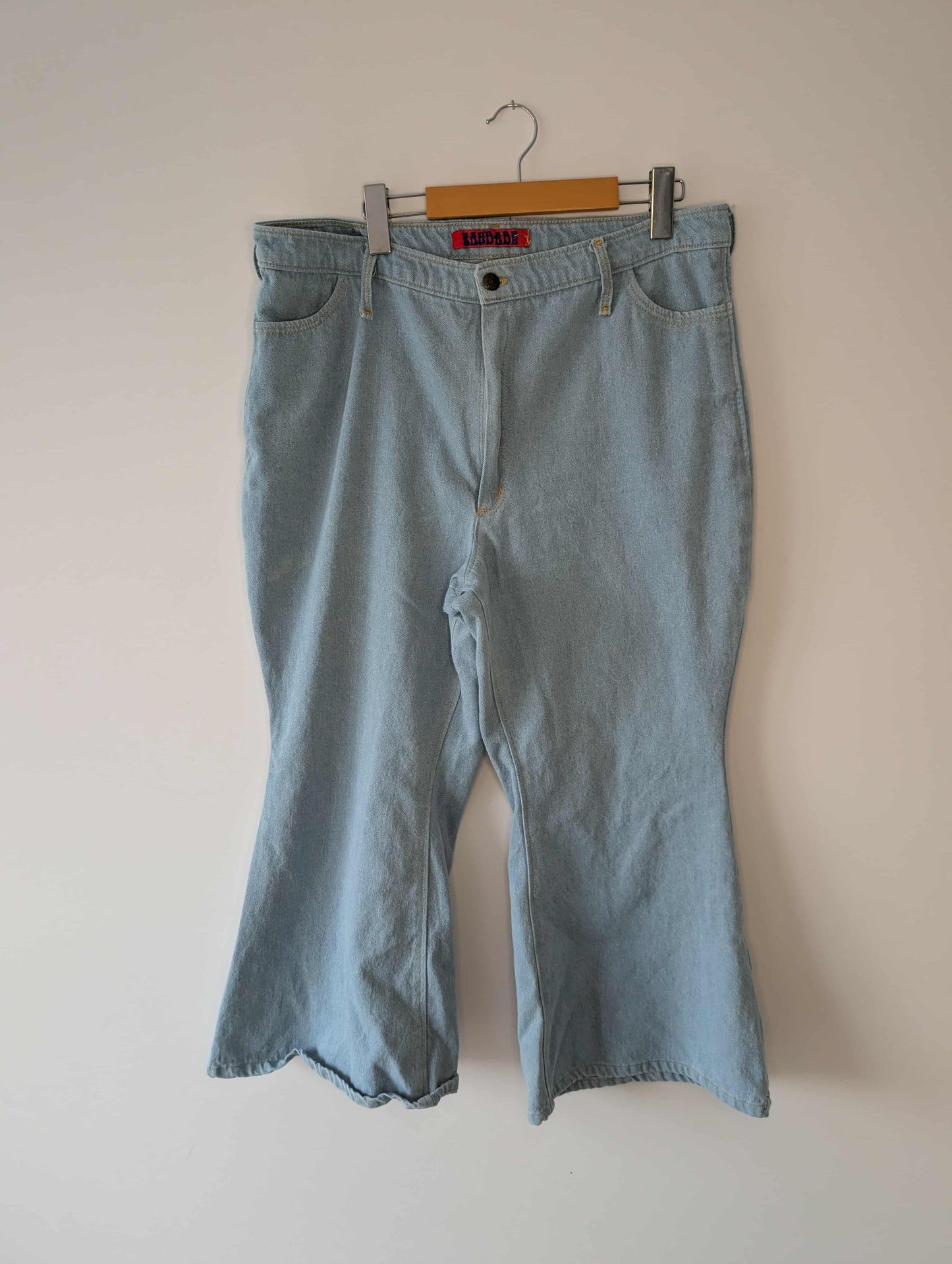 Jeans patte d’éléphant (32)